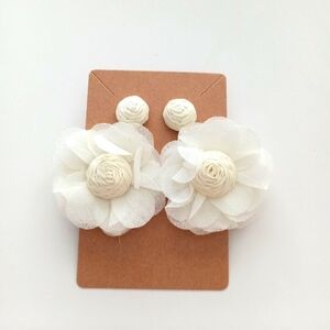 Elegant White Floral Earrings
